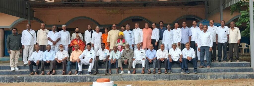 ఘనంగా పూర్వ విద్యార్థుల ఆత్మీయ సమ్మేళనం