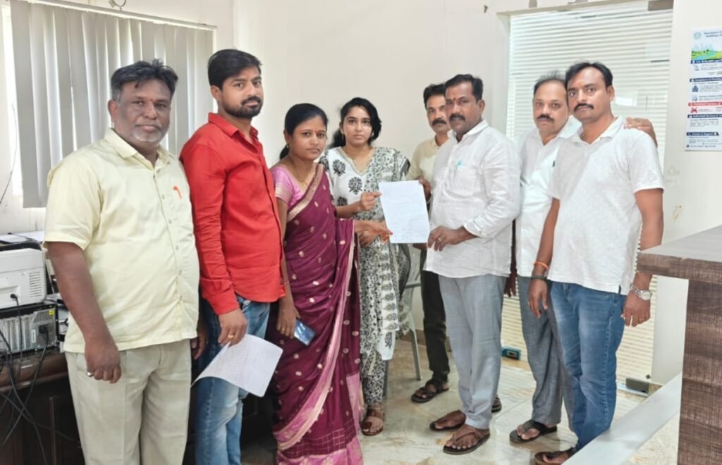 నీళ్ల సమస్య పరిష్కారానికి వినతి