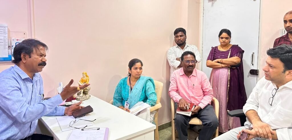 ఈహెచ్‌ఎస్ సేవలు సక్రమంగా ఇవ్వాలి: డా. ఆనంద్