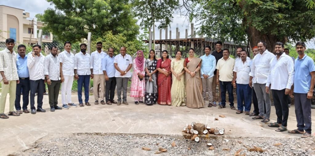 అలియాబాద్‌లో రూ.8 లక్షలతో CC రోడ్డు పనుల ప్రారంభం..! చైర్‌పర్సన్ శిరీష కృష్ణారెడ్డి శంకుస్థాపన