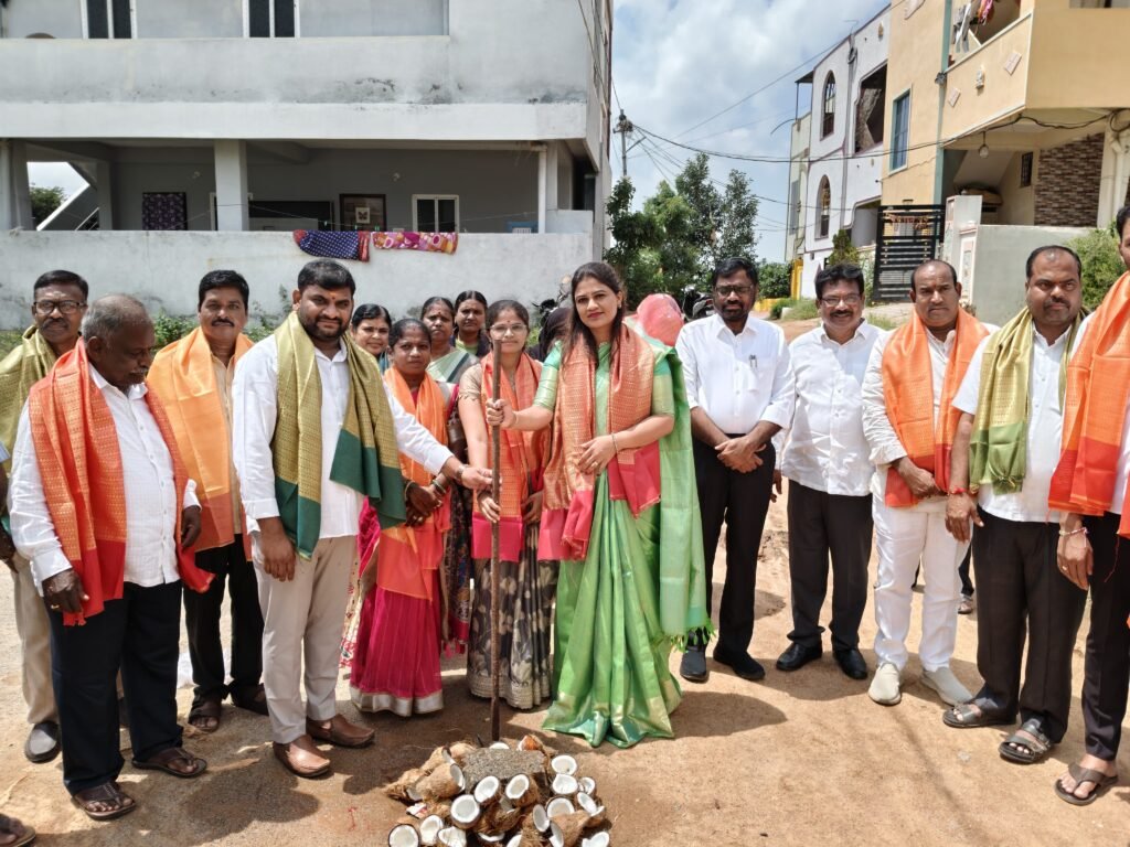 రూ.6 లక్షలతో UGD పనులకు శ్రీకారం