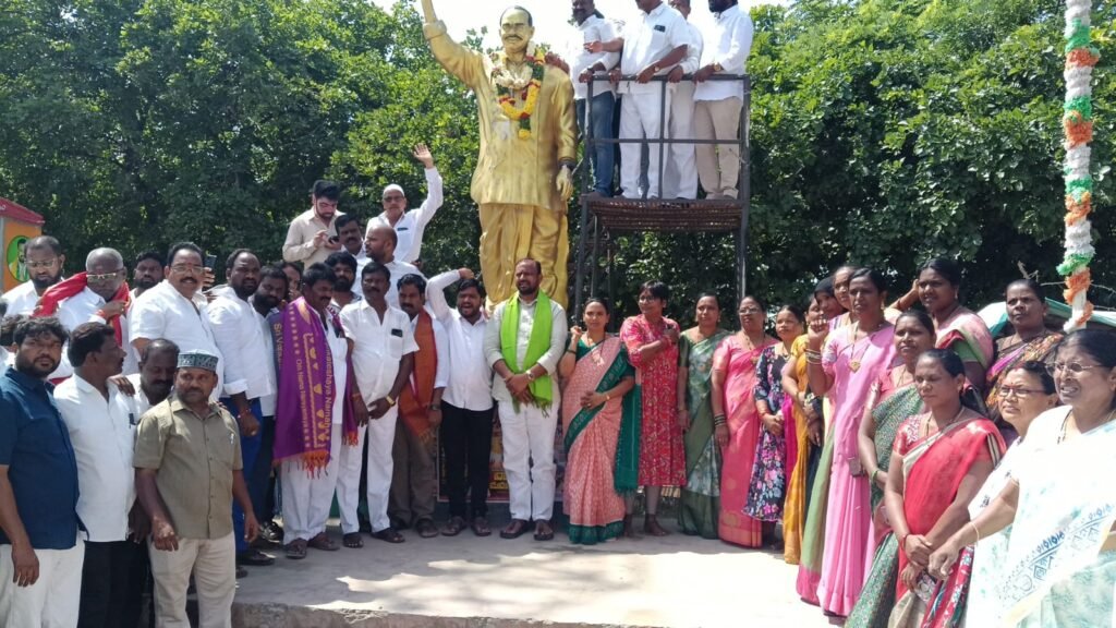 పేదల గుండెల్లో చెరగని ముద్ర వేసిన మహానేత వైఎస్సార్