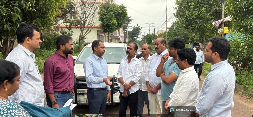 కేఎల్ఆర్ వెంచర్ లో మౌలిక సమస్యలకు త్వరలో చెక్